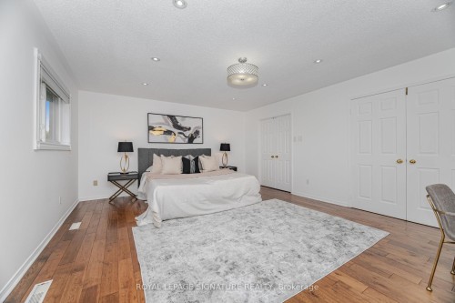 5217 Fallingbrook Drive, Mississauga, ON - Indoor Photo Showing Bedroom