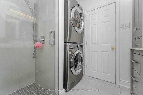 5217 Fallingbrook Drive, Mississauga, ON - Indoor Photo Showing Laundry Room