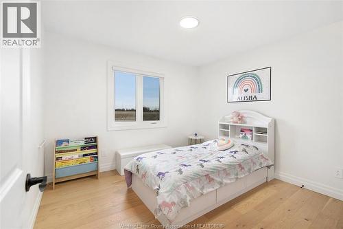 43 Bloomington, Chatham, ON - Indoor Photo Showing Bedroom