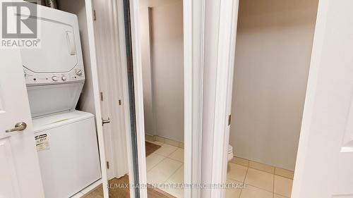 304 - 560 North Service Road, Grimsby (Grimsby Beach), ON - Indoor Photo Showing Laundry Room