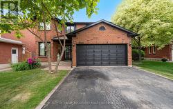 1252 GREENWOOD CRESCENT  Oakville, ON L6J 6W5