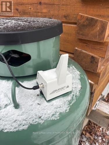 1880 Boldts Lane, Minden Hills (Snowdon), ON -  With Body Of Water