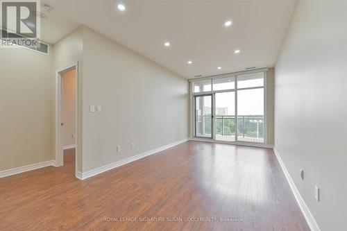 616 - 1 Leaside Park Drive, Toronto, ON - Indoor Photo Showing Other Room