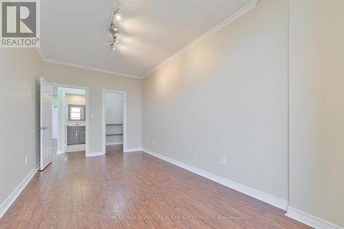 616 - 1 Leaside Park Drive, Toronto, ON - Indoor Photo Showing Other Room