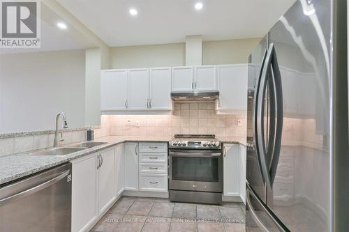 616 - 1 Leaside Park Drive, Toronto, ON - Indoor Photo Showing Kitchen With Upgraded Kitchen