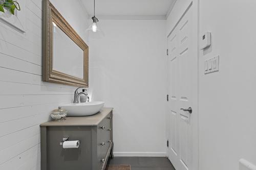 Bathroom - 135 Ch. Des Oreilles-D'Ours, Wentworth, QC - Indoor Photo Showing Bathroom