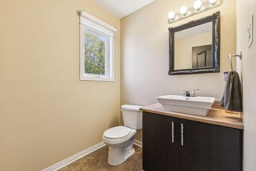 Powder room - 96 Rue Scullion, Gatineau (Buckingham), QC - Indoor Photo Showing Bathroom