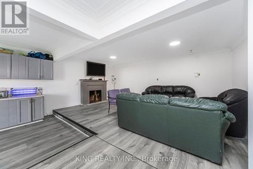 1097 Queens Boulevard, Kitchener, ON 