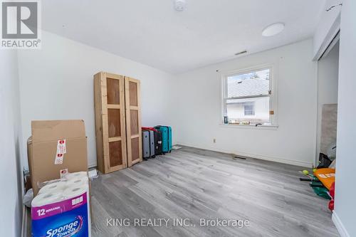 1097 Queens Boulevard, Kitchener, ON 