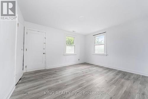 1097 Queens Boulevard, Kitchener, ON 