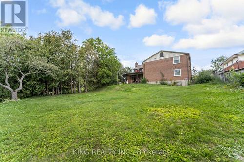 1097 Queens Boulevard, Kitchener, ON 