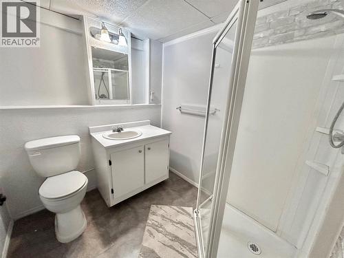 116 Wolverine Avenue, Tumbler Ridge, BC - Indoor Photo Showing Bathroom