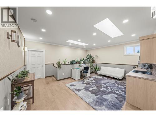 5936 Highway 6, Coldstream, BC - Indoor