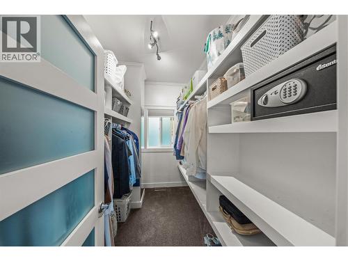 5936 Highway 6, Coldstream, BC - Indoor With Storage