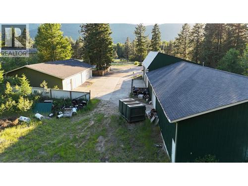 1700 Sandner Frontage Road, Christina Lake, BC 