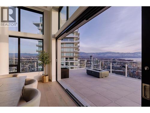 1181 Sunset Drive Unit# 2901, Kelowna, BC -  With View With Exterior