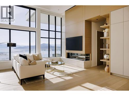 1181 Sunset Drive Unit# 2901, Kelowna, BC - Indoor