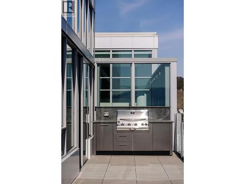 1181 Sunset Drive Unit# 2901, Kelowna, BC -  With Exterior