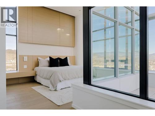 1181 Sunset Drive Unit# 2901, Kelowna, BC - Indoor Photo Showing Bedroom