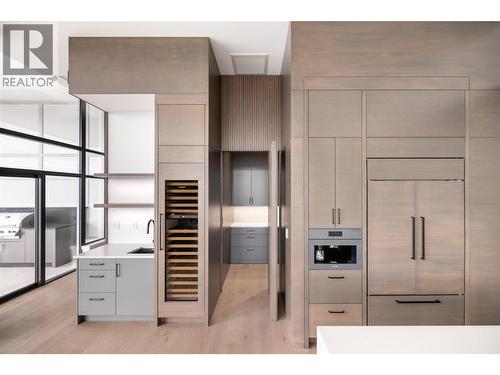 1181 Sunset Drive Unit# 2902, Kelowna, BC - Indoor