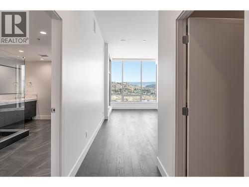 1181 Sunset Drive Unit# 2703, Kelowna, BC - Indoor