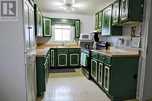 34 Queen Street, Grey Highlands, ON - 