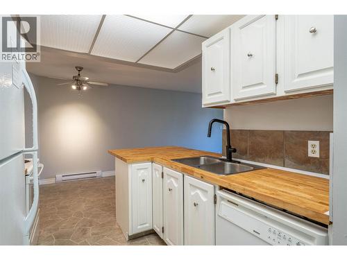 1801 32 Street Unit# 203, Vernon, BC - Indoor Photo Showing Kitchen With Double Sink