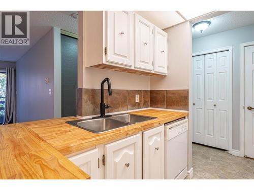 1801 32 Street Unit# 203, Vernon, BC - Indoor Photo Showing Kitchen With Double Sink