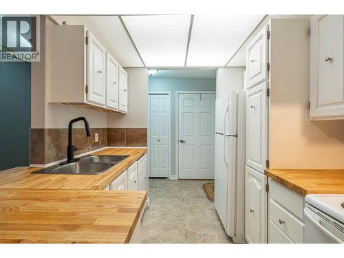 1801 32 Street Unit# 203, Vernon, BC - Indoor Photo Showing Kitchen With Double Sink