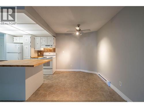 1801 32 Street Unit# 203, Vernon, BC - Indoor Photo Showing Kitchen