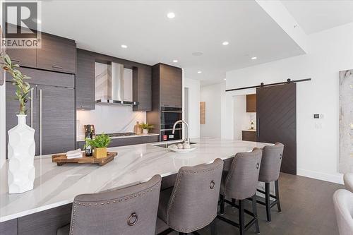 1181 Sunset Drive Unit# 2801, Kelowna, BC - Indoor