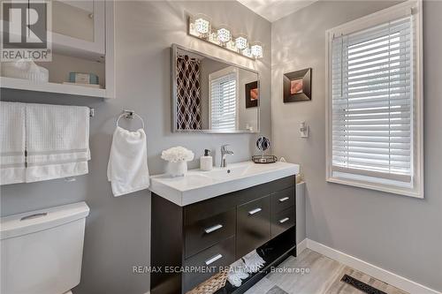 48 - 2825 Gananoque Drive, Mississauga, ON - Indoor Photo Showing Bathroom