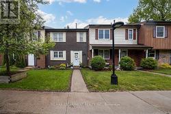48 - 2825 GANANOQUE DRIVE  Mississauga, ON L5N 1V6