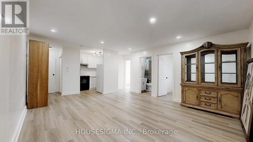 1784 Jane Street, Toronto, ON 