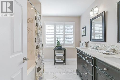 Main Bathroom - 2139 Brays Lane, Oakville (Ga Glen Abbey), ON - Indoor Photo Showing Bathroom