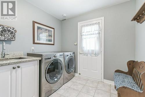 Convenient Main floor Laundry Room - 2139 Brays Lane, Oakville (Ga Glen Abbey), ON - Indoor Photo Showing Laundry Room