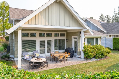 45-5251 Island Hwy West, Qualicum Beach, BC 