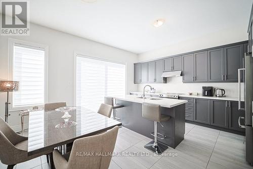 Breakfast Area - 25 Kentledge Avenue, East Gwillimbury, ON - Indoor
