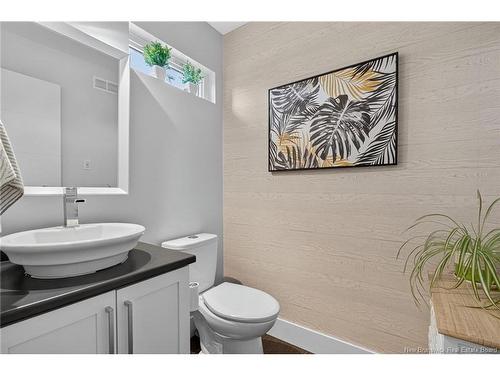 11 Samuel St, Dieppe, NB 