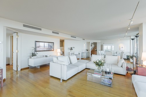 Living room - Ph2-3-30 Rue Berlioz, Montréal (Verdun/Île-Des-Soeurs), QC - Indoor Photo Showing Living Room