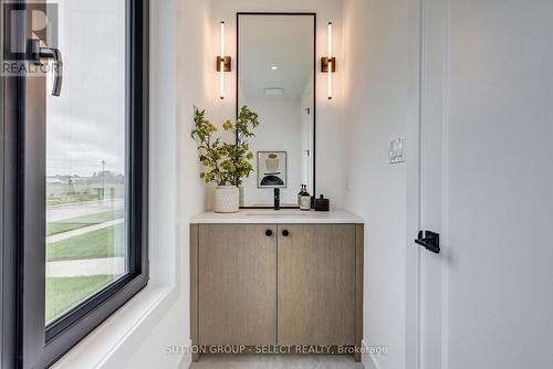 2 Five Stakes Street, Southwold, ON - Indoor Photo Showing Other Room