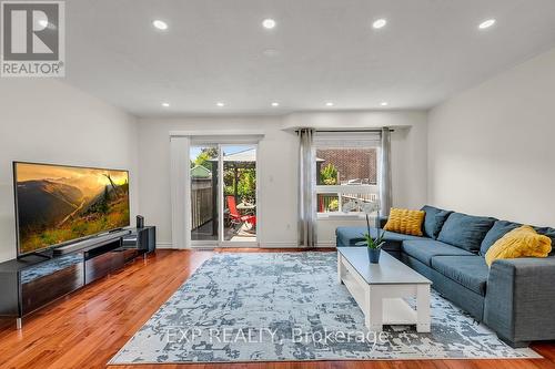 48 Unsworth Crescent, Ajax, ON - Indoor Photo Showing Living Room