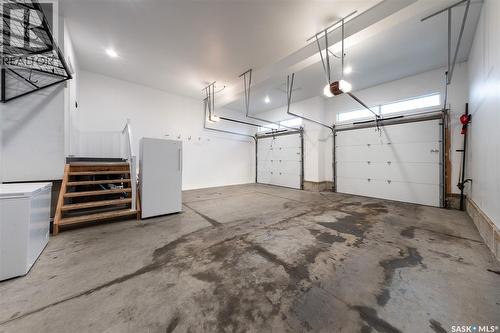 331 Atton Crescent, Saskatoon, SK - Indoor Photo Showing Garage