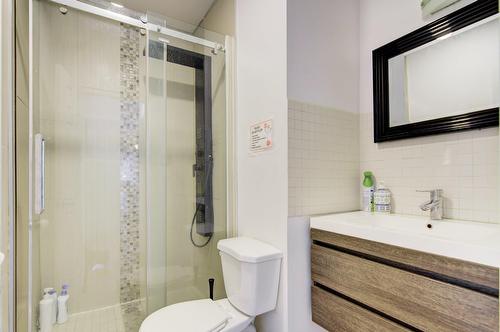 Salle de bains - 5342  - 5344 Av. Dupuis, Montréal (Côte-Des-Neiges/Notre-Dame-De-Grâce), QC - Indoor Photo Showing Bathroom