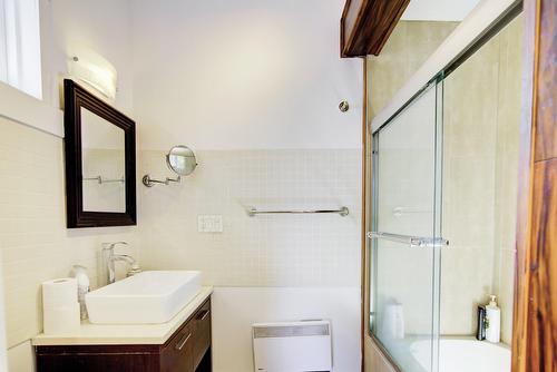 Salle de bains - 5342  - 5344 Av. Dupuis, Montréal (Côte-Des-Neiges/Notre-Dame-De-Grâce), QC - Indoor Photo Showing Bathroom