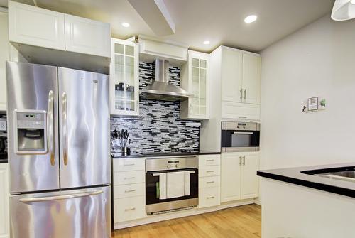 Cuisine - 5342  - 5344 Av. Dupuis, Montréal (Côte-Des-Neiges/Notre-Dame-De-Grâce), QC - Indoor Photo Showing Kitchen With Upgraded Kitchen