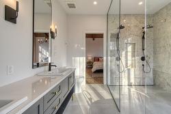 Ensuite bathroom - 