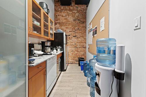 Cuisine - A04-48 Rue Le Royer O., Montréal (Ville-Marie), QC 