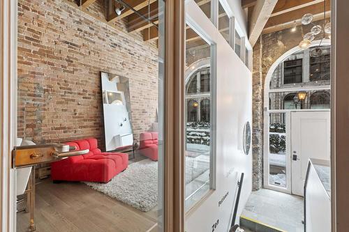 Office - A04-48 Rue Le Royer O., Montréal (Ville-Marie), QC 