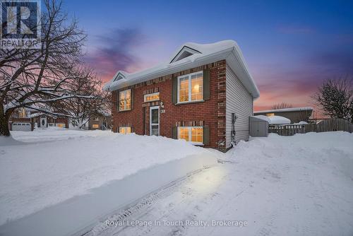 640 WAYNE CRESCENT  Midland, ON L4R 5E1